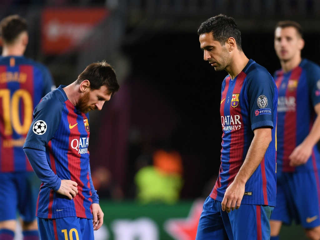 欧冠半决赛精彩瞬间:国米力克巴萨,巴萨球员身影引关注