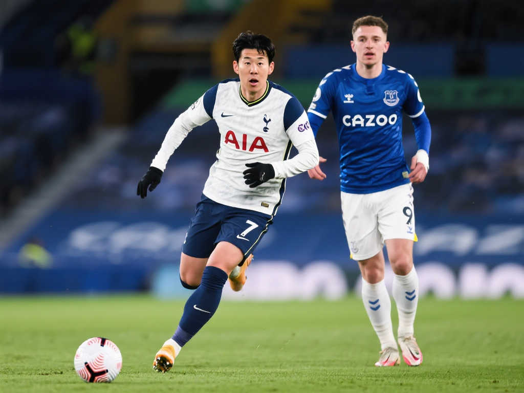 维卡里奥透露:孙兴慜与麦迪逊明日缺阵,五年未战人造草皮